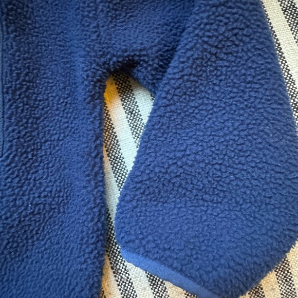 Gap Fleece Jacket - Picture 3 of 6
